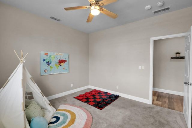 10112 Frank Greg Way, Elk Grove, CA 95757