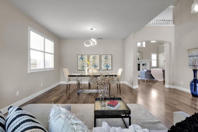 10112 Frank Greg Way, Elk Grove, CA 95757