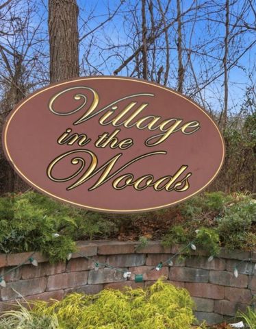 5 Dogwood Court 5, Selden, NY 11784