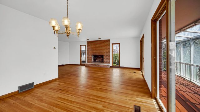 2212 Southwest Road, La Porte, IN 46350