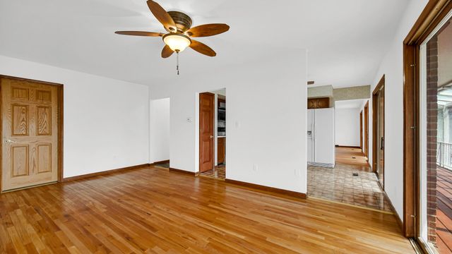 2212 Southwest Road, La Porte, IN 46350
