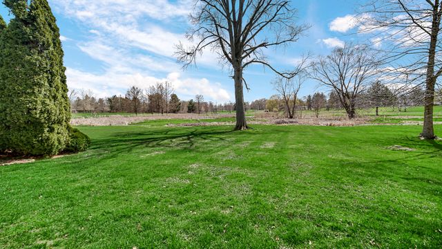 2212 Southwest Road, La Porte, IN 46350