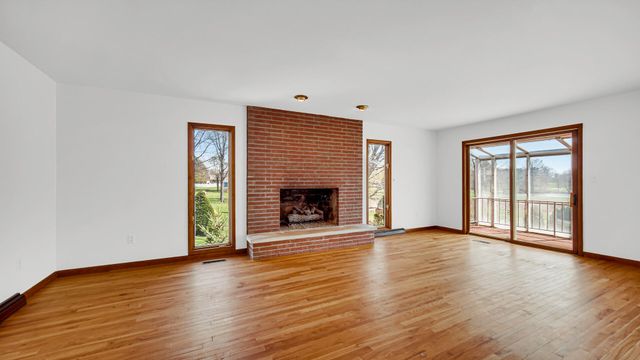 2212 Southwest Road, La Porte, IN 46350