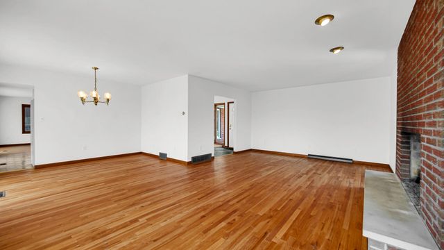 2212 Southwest Road, La Porte, IN 46350