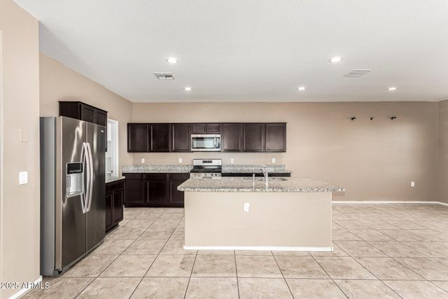 30864 W WHITTON Avenue, Buckeye, AZ 85396