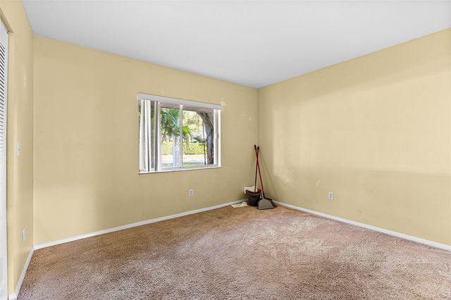 751 Highland Drive SW, Vero Beach, FL 32962