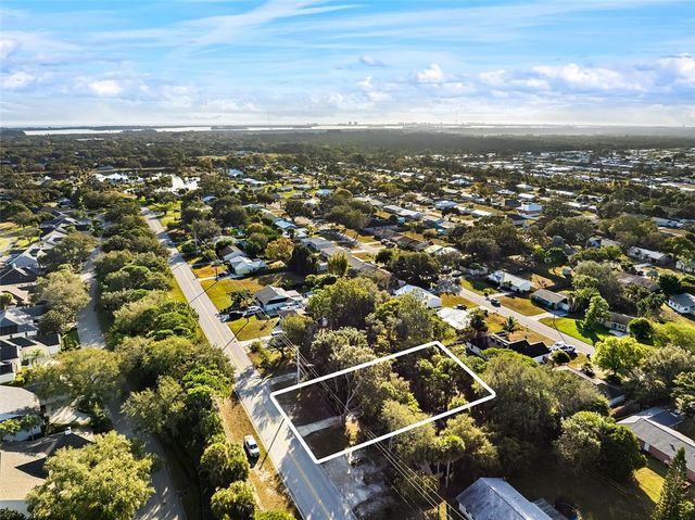 751 Highland Drive SW, Vero Beach, FL 32962