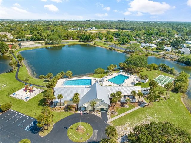 751 Highland Drive SW, Vero Beach, FL 32962