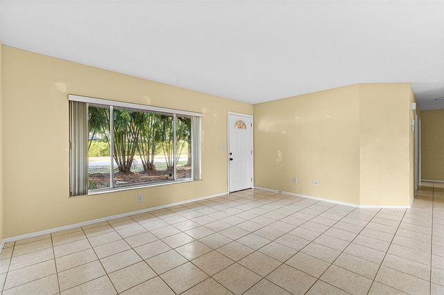 751 Highland Drive SW, Vero Beach, FL 32962