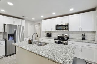 2804 W Brooklyn Avenue, Dallas, TX 75211