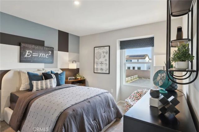 15563 April Dawn Way 1, Fontana, CA 92336