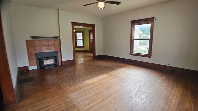 519 8th Street, Boone, IA 50036
