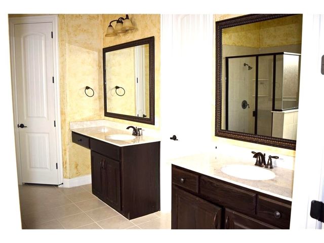 115 Oakwood Lane, Hickory Creek, TX 75065