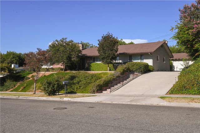 5306 Bardwell, Riverside, CA 92506
