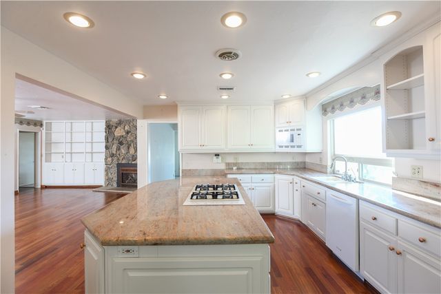 5306 Bardwell, Riverside, CA 92506