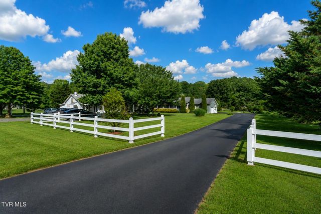 6811 West Hwy 67, Mountain City, TN 37683