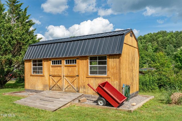 6811 West Hwy 67, Mountain City, TN 37683
