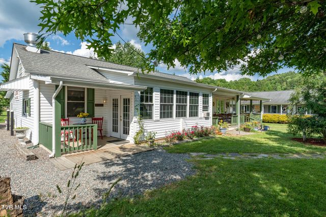 6811 West Hwy 67, Mountain City, TN 37683