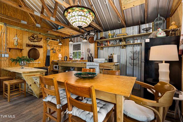 6811 West Hwy 67, Mountain City, TN 37683