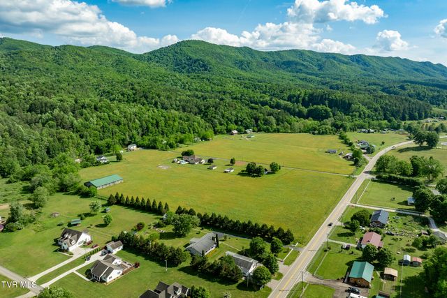6811 West Hwy 67, Mountain City, TN 37683