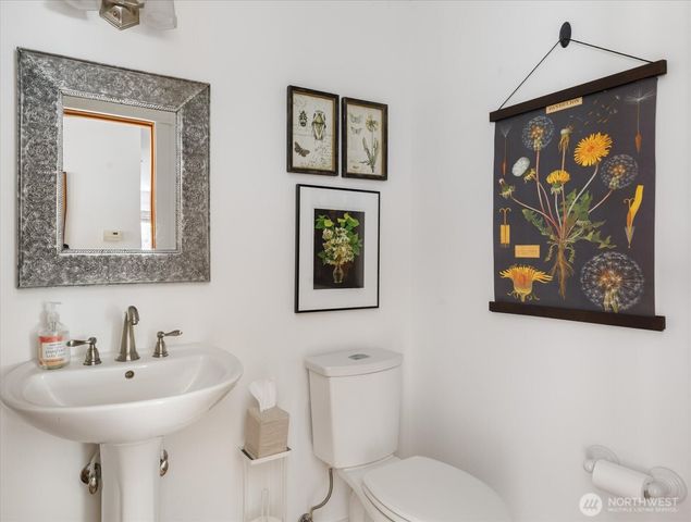 974 Woodside Lane, Langley, WA 98260
