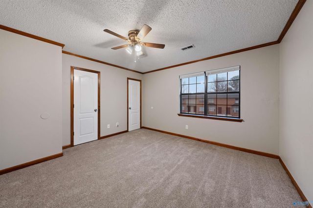 2417 Gaslight Place SW, Decatur, AL 35603