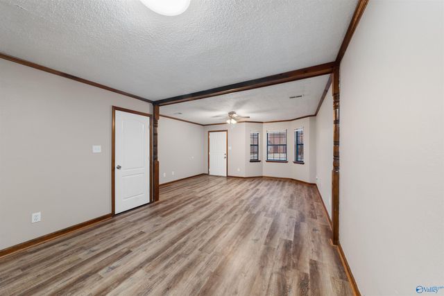 2417 Gaslight Place SW, Decatur, AL 35603