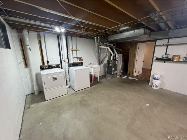 7052 E Briarwood Drive, Centennial, CO 80112