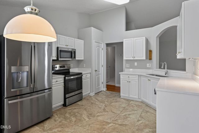 6800 Edwell Court, Raleigh, NC 27617