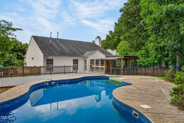 6800 Edwell Court, Raleigh, NC 27617
