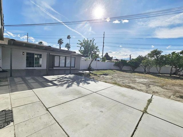 82012 Sierra Avenue, Indio, CA 92201