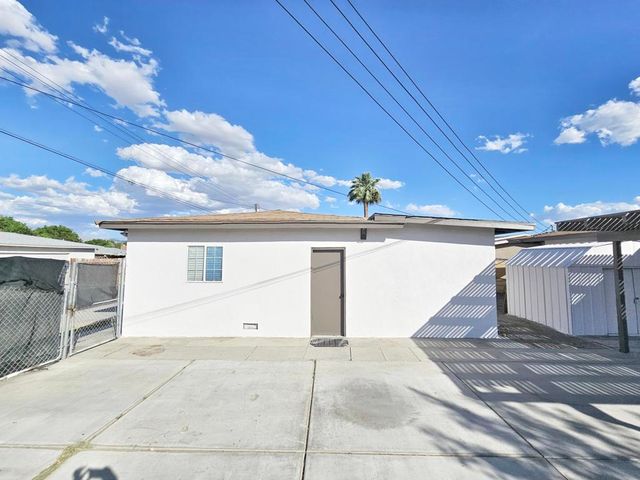 82012 Sierra Avenue, Indio, CA 92201