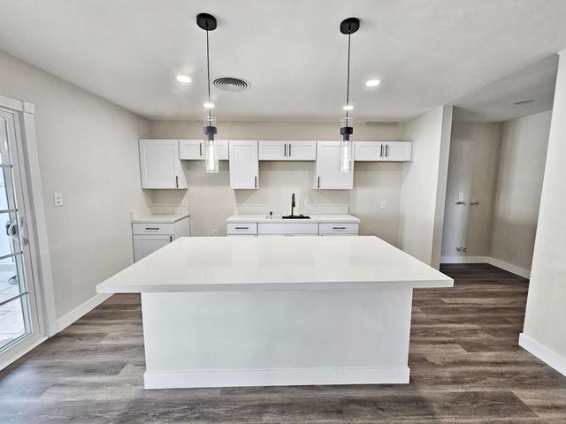 82012 Sierra Avenue, Indio, CA 92201