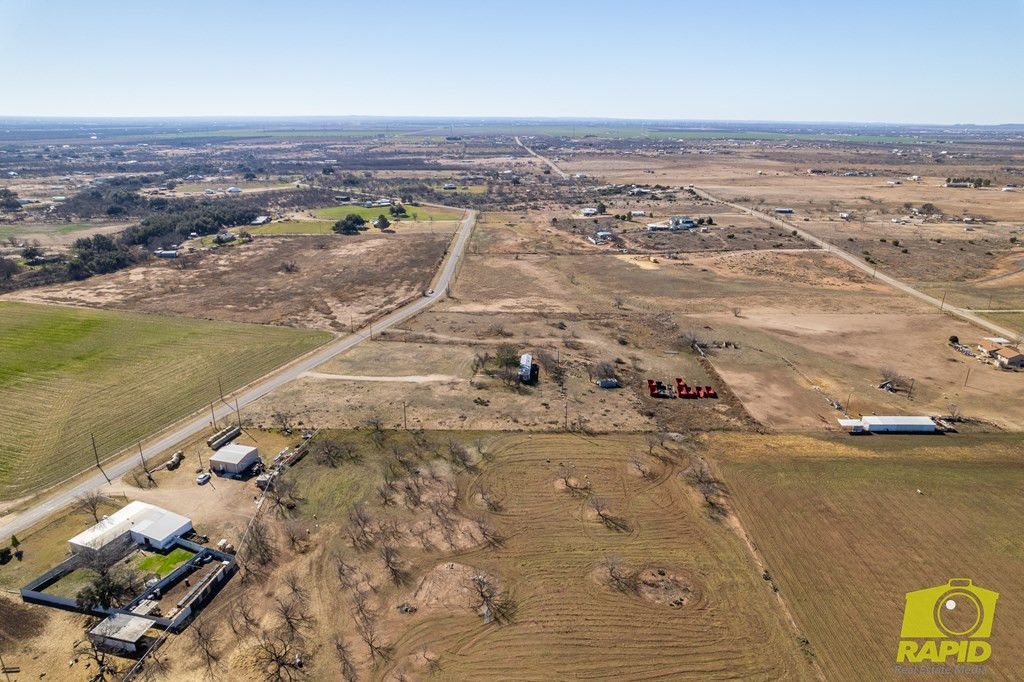 Image 12 of property listing at 9005 N Valley Drive, San Angelo, TX 76905