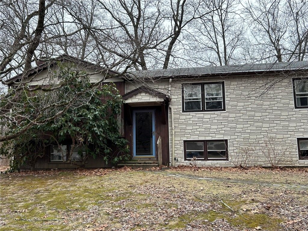 251 Brian Drive, Warwick, RI 02886