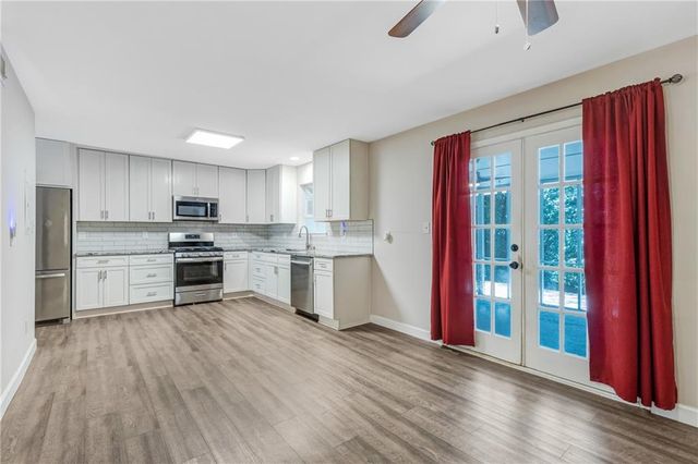 725 Anderson Walk, Marietta, GA 30062