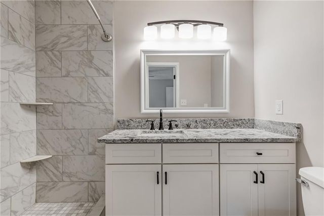 725 Anderson Walk, Marietta, GA 30062