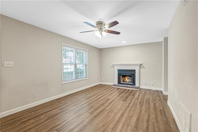 725 Anderson Walk, Marietta, GA 30062