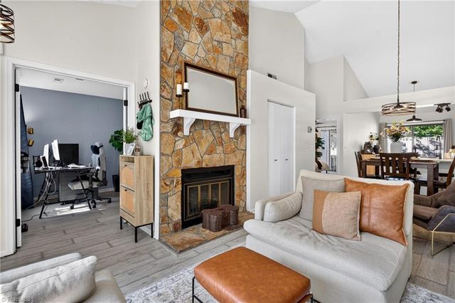 204 Tabor View Lane, Winston-salem, NC 27106