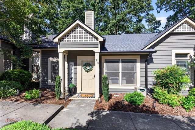 204 Tabor View Lane, Winston-salem, NC 27106