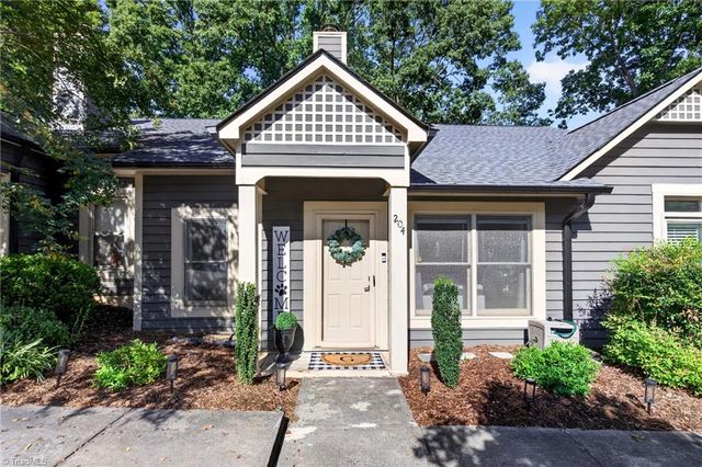 204 Tabor View Lane, Winston-salem, NC 27106