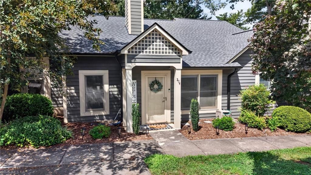 204 Tabor View Lane, Winston-salem, NC 27106