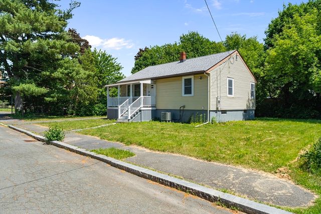 37 Bent Ave, Malden, MA 02148