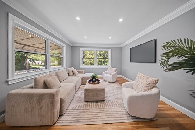 37 Bent Ave, Malden, MA 02148