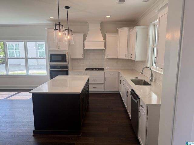 1951 CYRUS COVE DRIVE, Hoover, AL 35244