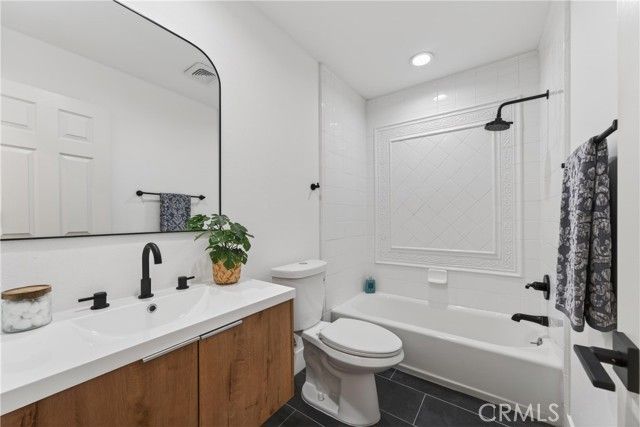 622 Kendale, Thousand Oaks, CA 91360