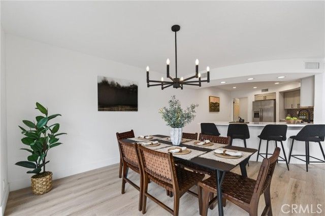 622 Kendale, Thousand Oaks, CA 91360