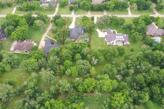 3422 Woodbine Drive, Fulshear, TX 77441