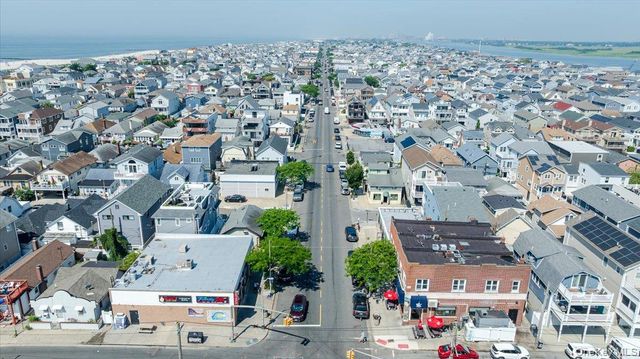 101 California Street, Long Beach, NY 11561