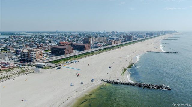 101 California Street, Long Beach, NY 11561